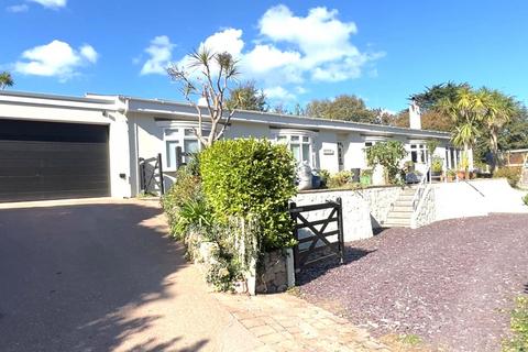5 bedroom detached bungalow for sale, Barrack Masters Lane, Route de Carriers, Alderney