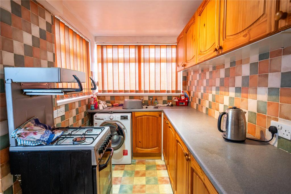 Kitchen (2)