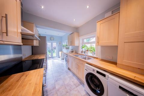 undefined, Thorn Grove, Altrincham WA15