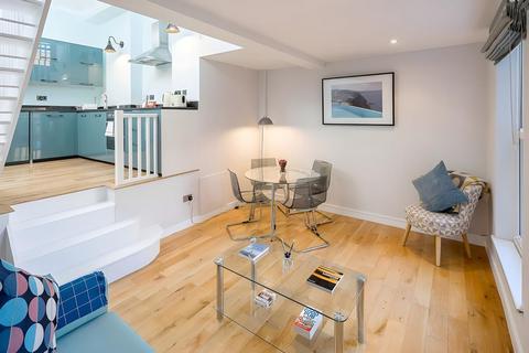 undefined, Belsize Road, London, NW6