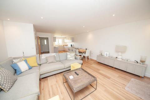 undefined, Hillfield, Dartmouth TQ6