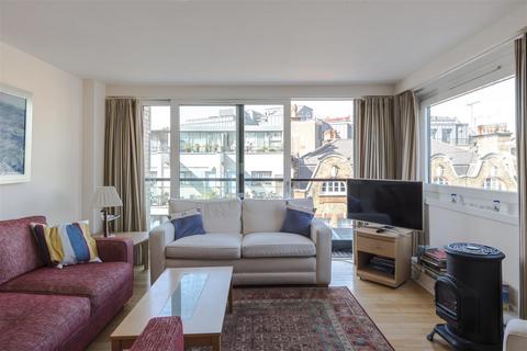 2 bedroom apartment for sale, Wells Street, London W1T
