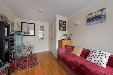 1 bedroom apartment for sale, Fitzroy Street, London W1T