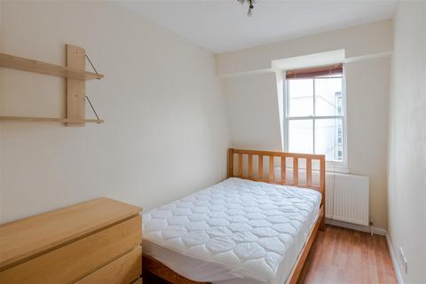 1 bedroom apartment for sale, Cleveland Street, London W1T