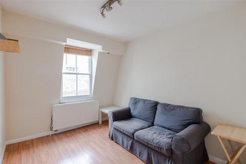 1 bedroom apartment for sale, Cleveland Street, London W1T