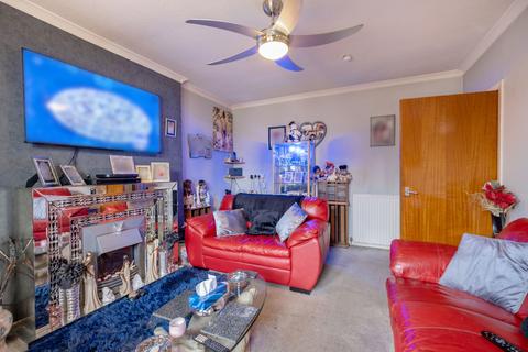 undefined, Fleming Gardens East, Dundee DD3