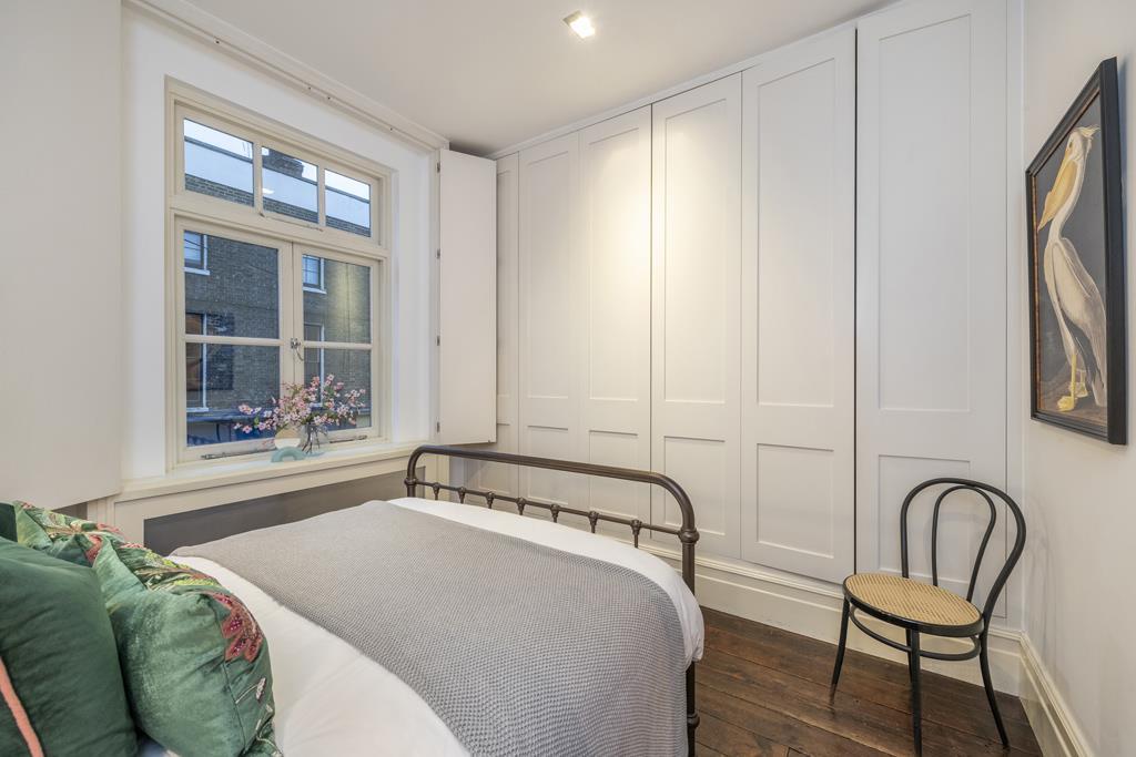 Bedroom (3).jpg