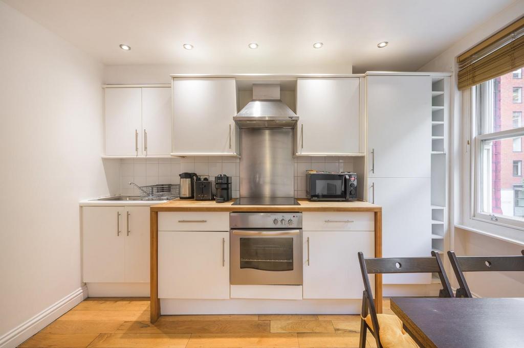 Kitchen (2).jpg