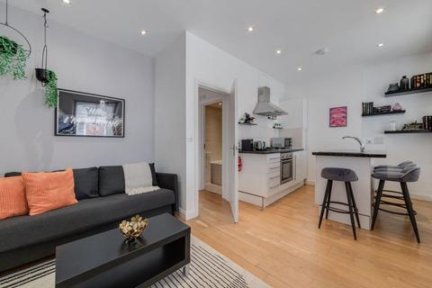 1 bedroom apartment to rent, Great Titchfield Street, London W1W