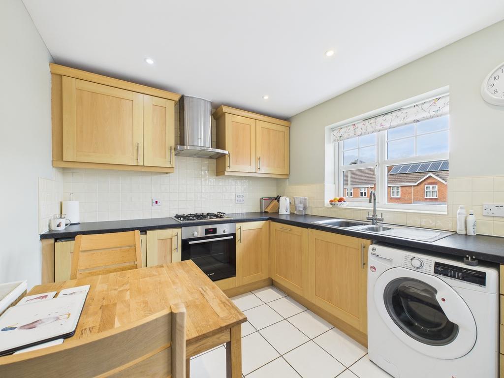 Breakfast/kitchen