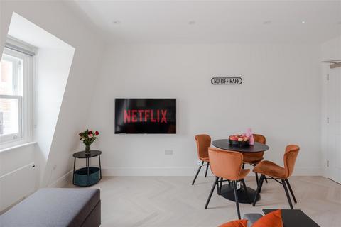 1 bedroom apartment to rent, Foley Street, London W1W