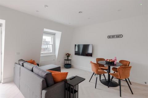 1 bedroom apartment to rent, Foley Street, London W1W