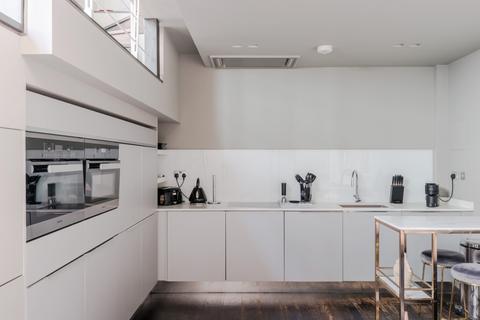1 bedroom apartment to rent, Stukeley Street, London WC2B