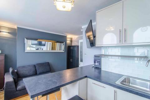1 bedroom apartment to rent, Cleveland Street, London W1T