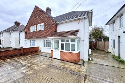 undefined, Hunters Grove, Hayes, Greater London, UB3