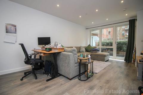 1 bedroom apartment for sale, Oxhey Drive, South Oxhey, Watford, WD19