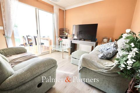 1 bedroom bungalow for sale, The Greenway, Clacton-on-Sea, Essex, CO15