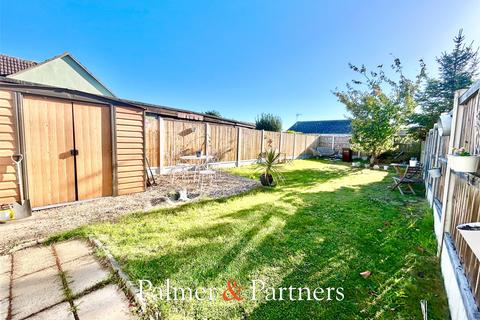 1 bedroom bungalow for sale, The Greenway, Clacton-on-Sea, Essex, CO15
