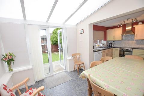 26 Glastonbury Close, Kettering, NN15 5ES