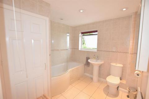 26 Glastonbury Close, Kettering, NN15 5ES