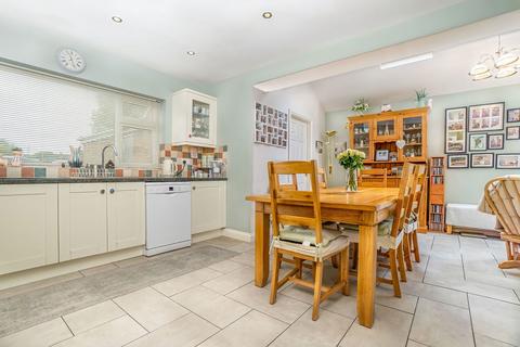 14 Whitehill Road, Barton Le Clay, Bedford, MK45 4PF