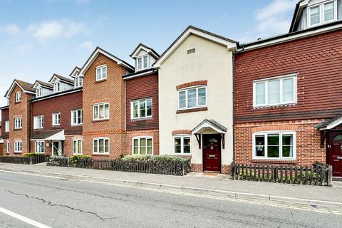 undefined, Portsmouth Road, Liphook, Hampshire