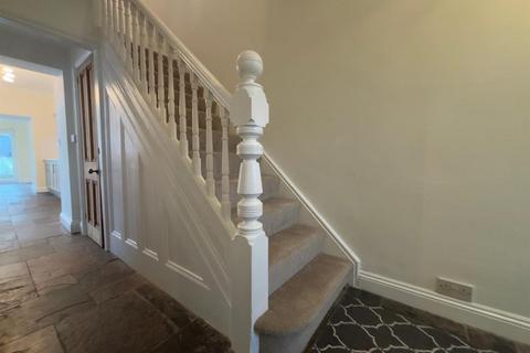 undefined, College Hill, Llanelli