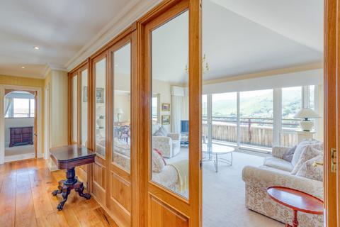 2 bedroom property to rent, 20 La Falaise De Fremont, St John