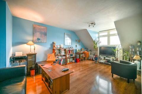 Robin Hood Way, Kingston Vale, London, SW15