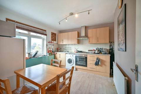1 bedroom flat to rent, Robin Hood Way, Kingston Vale, London, SW15