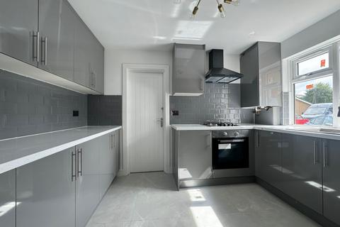 Pickett Avenue, Headington, Oxford, Oxfordshire, OX3