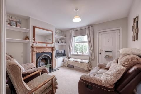 8 Avenue Road, Astwood Bank, Redditch, B96 6AU