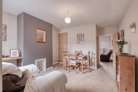 8 Avenue Road, Astwood Bank, Redditch, B96 6AU