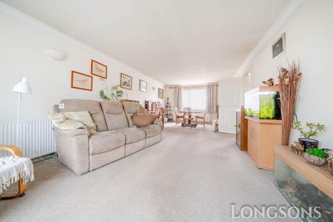 3 bedroom detached house for sale, Massingham Road, Weasenham