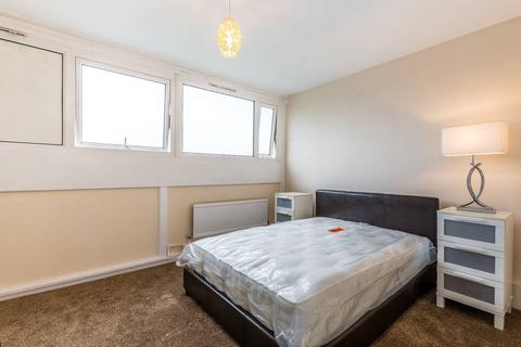 undefined, Frensham Court, Mitcham, CR4