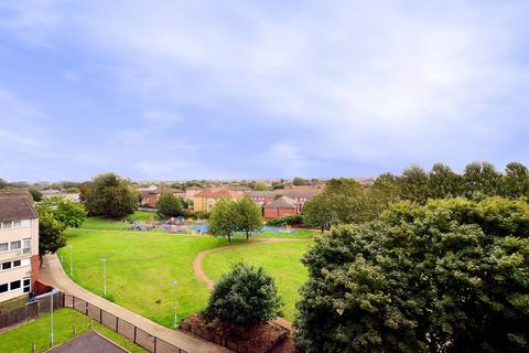 undefined, Frensham Court, Mitcham, CR4