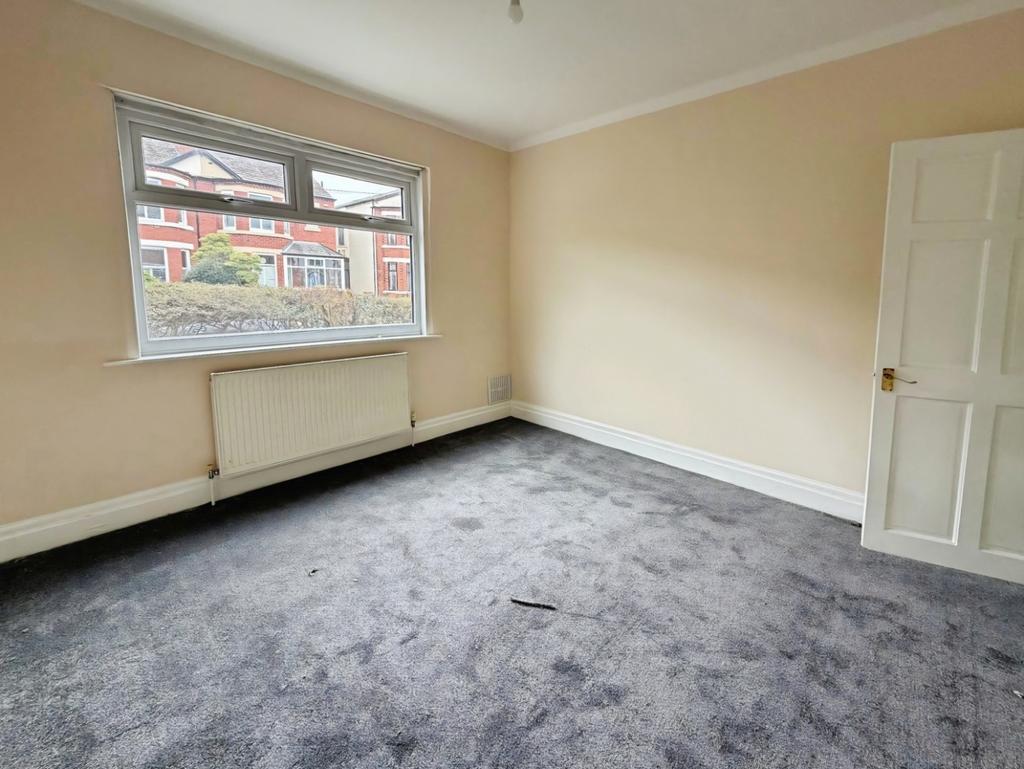 Pbox-bedroom-347234.jpeg