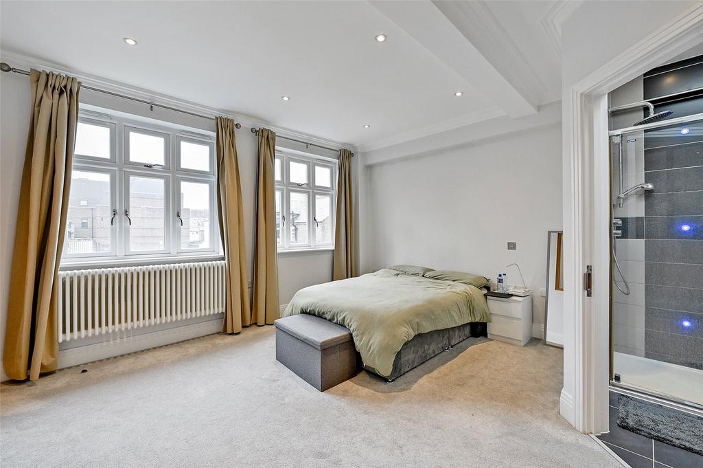 Principal Bedroom