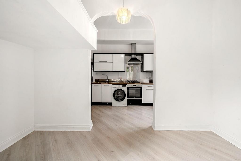 Living/Kitchen
