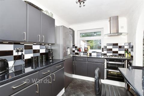 4 bedroom semi-detached house for sale, Sutton Road, Maidstone ME15