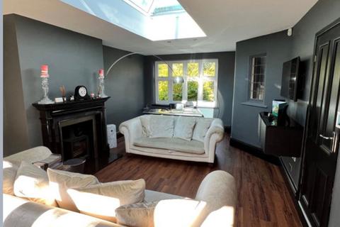 undefined, Waterloo Road, Southport PR8