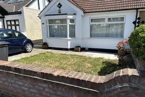 undefined, Harewood Avenue, Northolt UB5