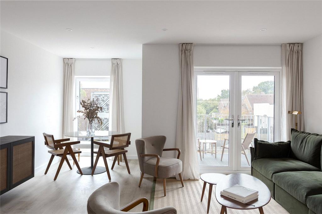 Show Home Living