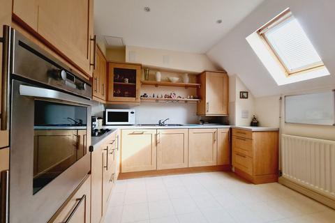undefined, Cobham Road, Fetcham KT22