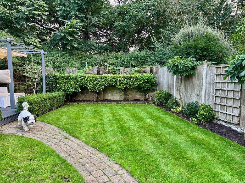Garden Shot 9.jpg