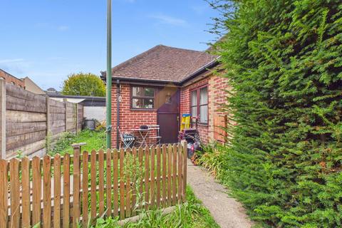 4 bedroom terraced house for sale, 94 & 94a Hythe Hill, Colchester CO1