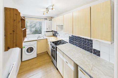 4d Sunningfields Crescent, London, NW4 4RD