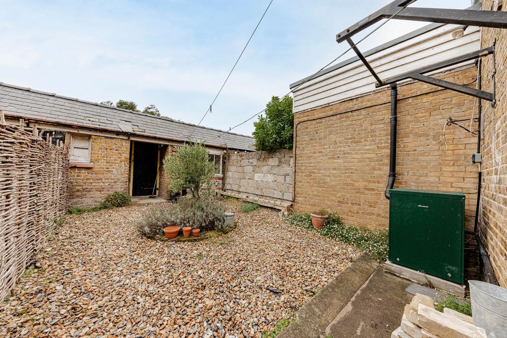 Rear Garden (2)