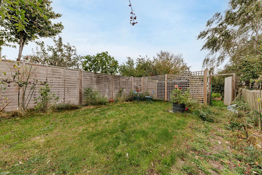 Rear Garden (3)