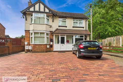 undefined, Elmdon Road, Marston Green, Birmingham, B37